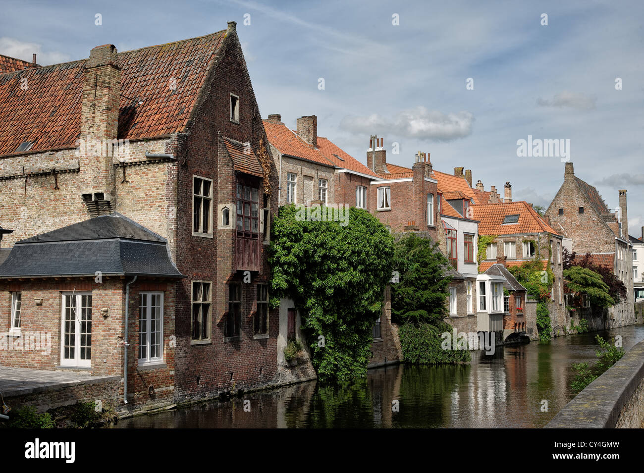 Kanal und Häuser, Brugge Stockfoto