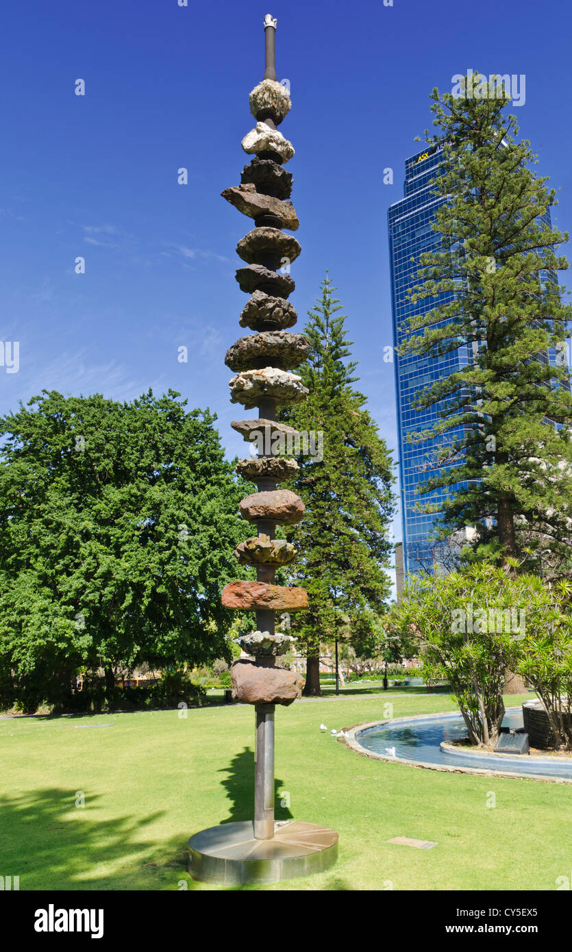 Mineralien-Obelisk in Stirling Gardens, St. Georges Terrace, Perth, Western Australia, Australia Stockfoto