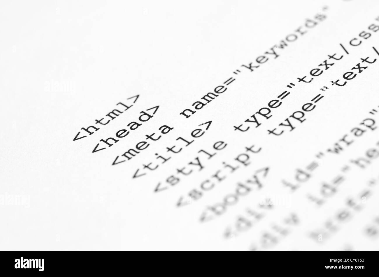 HTML-Skript auf weißem Papier mit geringen Schärfentiefe gedruckt Stockfoto