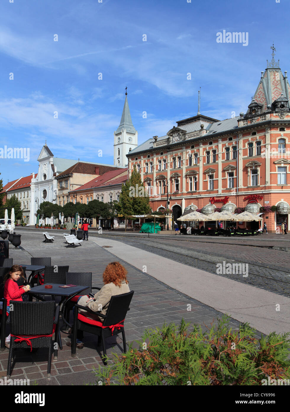 Slowakei, Kosice, Hauptplatz, Straßenszene, Stockfoto