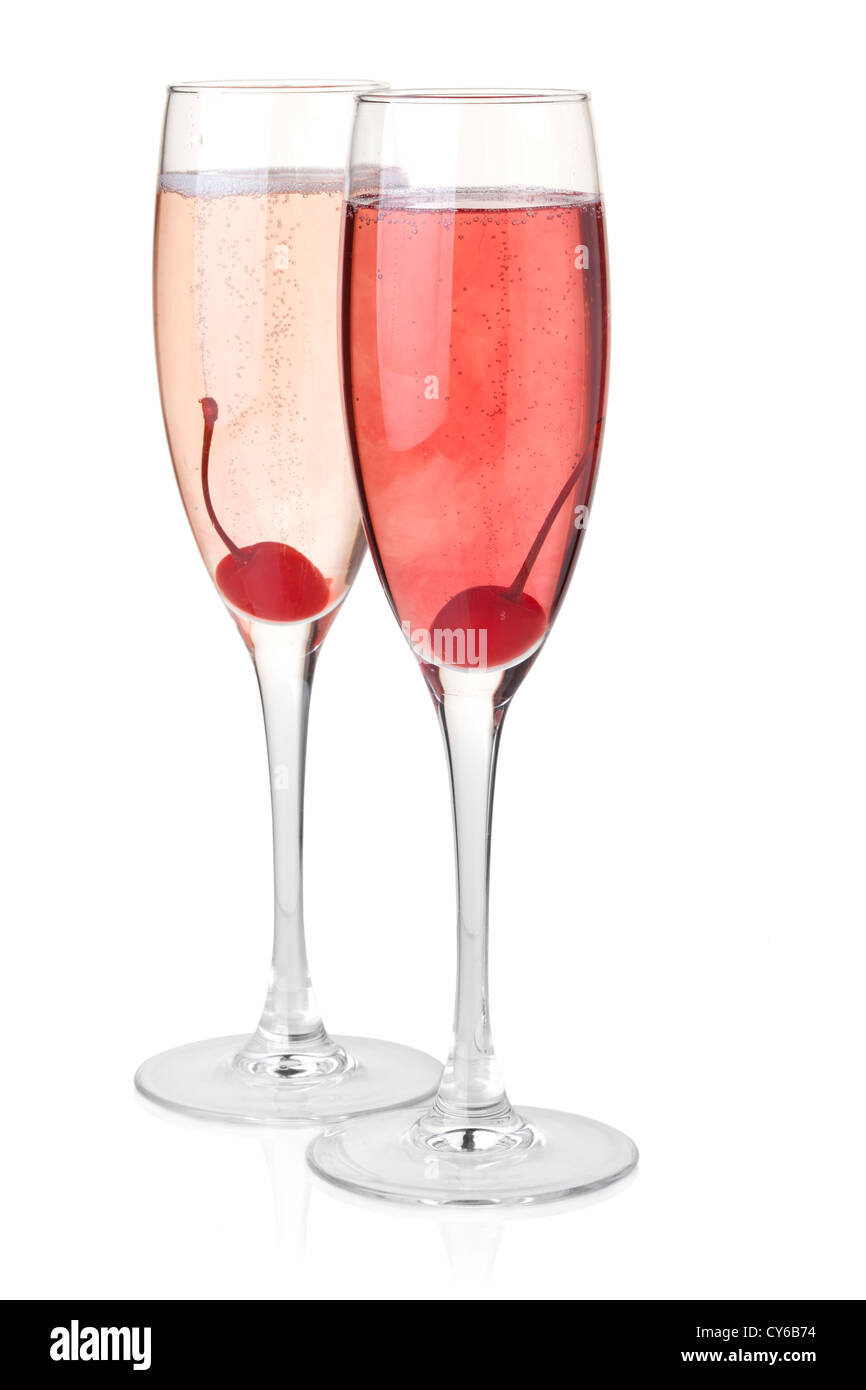 Rot und Rosa Champagner mit Maraschino. Isoliert auf weiss Stockfoto