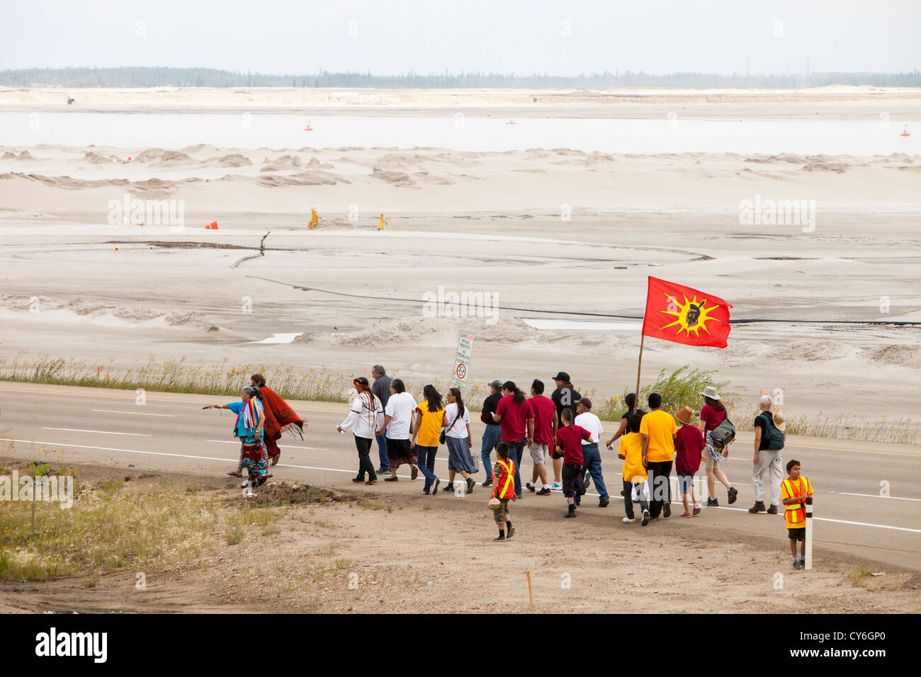 Erste Nation-Kanadier protestieren gegen die Zerstörung und Verschmutzung der Ölsand-Industrie am 4. jährlichen Heilung Walk Stockfoto