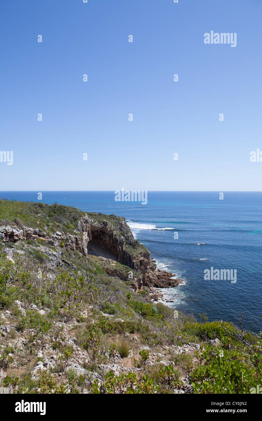Blick über den Indischen Ozean vom Küstenweg, der Bunker Bay in westlichen Australlia führt. Stockfoto