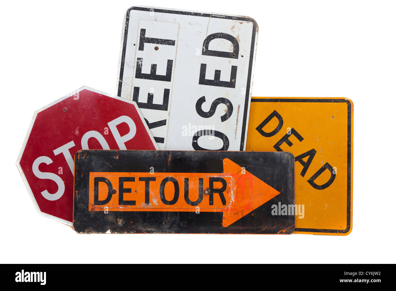 Verschiedene Verkehrszeichen einschließlich Sackgasse, Stop, Umweg und Straße geschlossen auf weißem Hintergrund Stockfoto