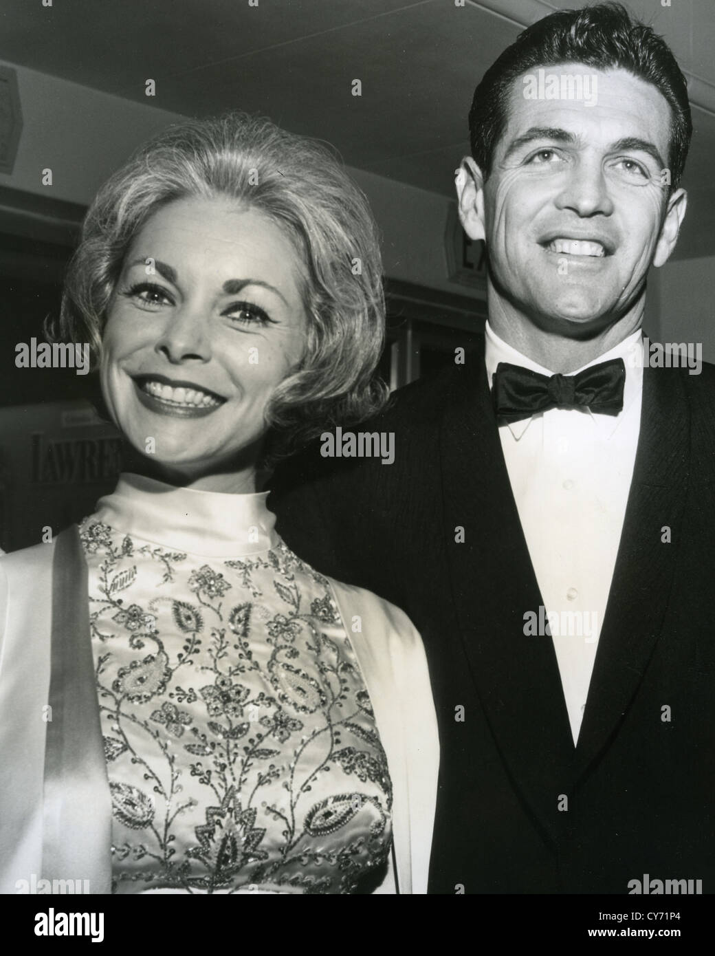 JANET LEIGH US-Schauspielerin mit vierten Ehemann Robert Brandt über 1964 Stockfoto