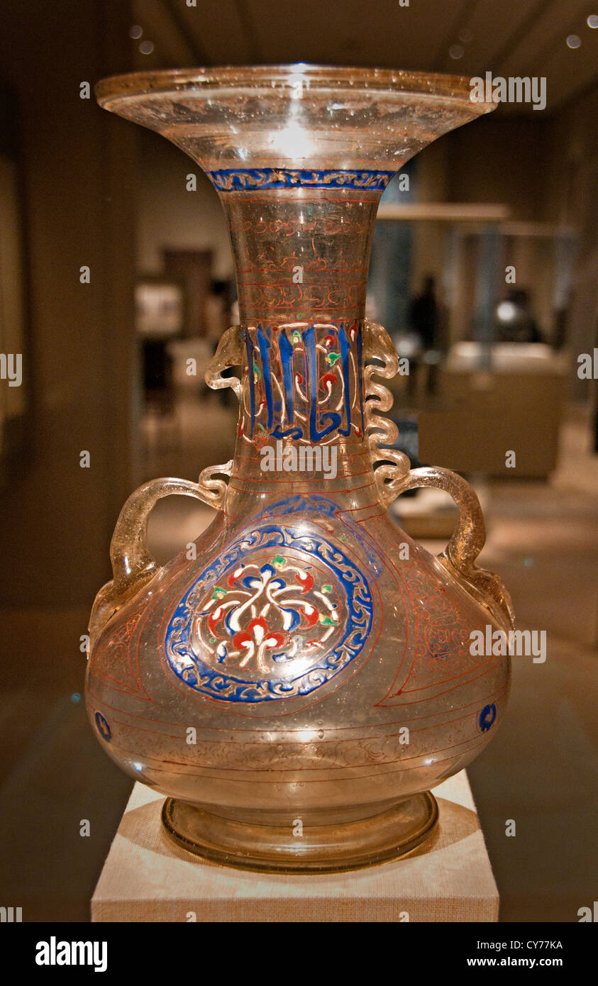 Vase mit Griffe Mamluk 14. Jahrhundert Glas Syrien Syrien Stockfoto