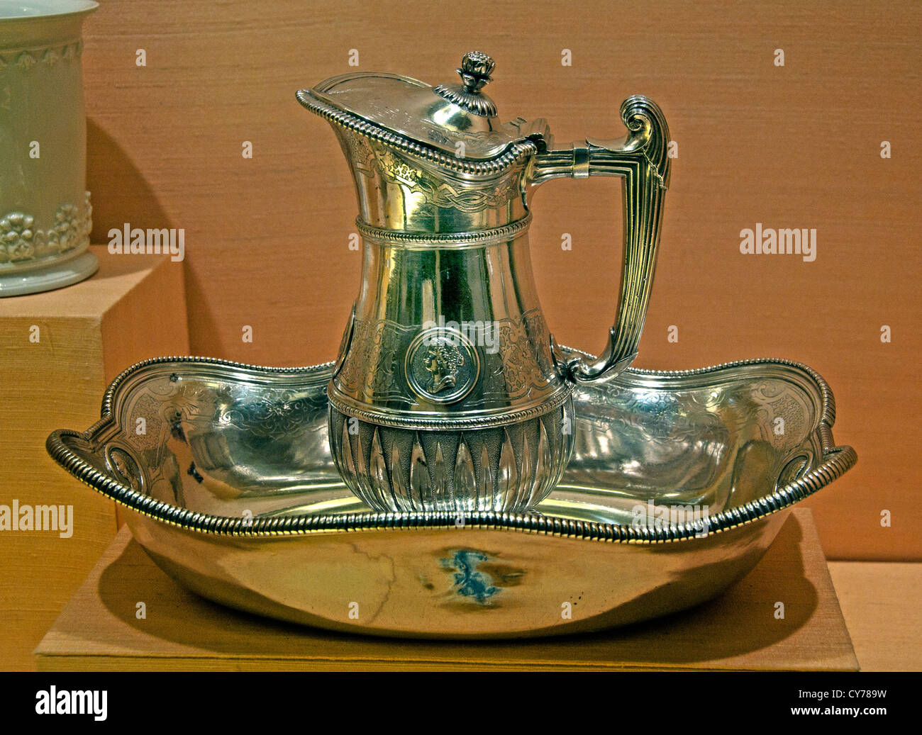 Kaffeekanne 1771 der Meister mit der Markierung von einem gekrönt D flämischen Mons Silber Holz Belgien belgische Stockfoto