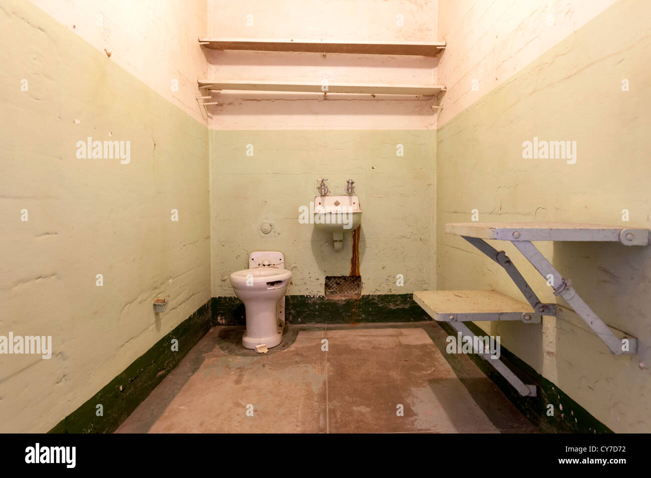 Ein Blick auf Alcatraz Federal Häftling Gefängniszelle. Stockfoto