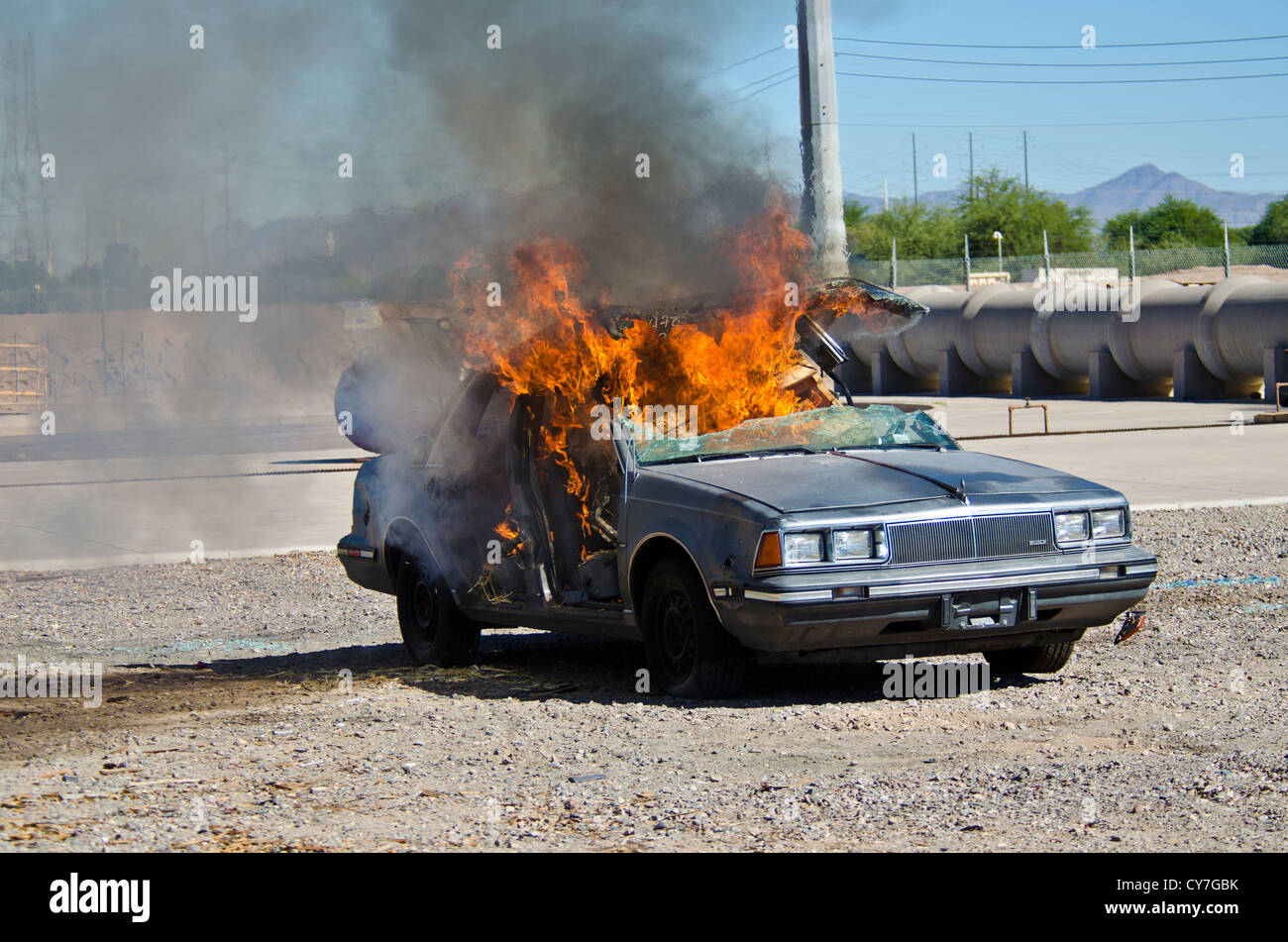Auto in Brand und glühend heiß! Arizona. Stockfoto