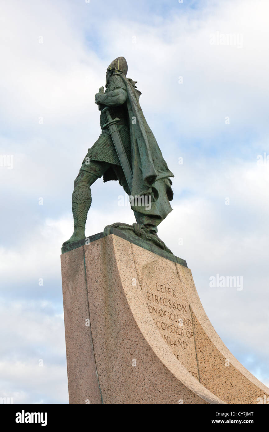 Die Statue von Leif Ericsson in Reykjavik in Island Stockfoto