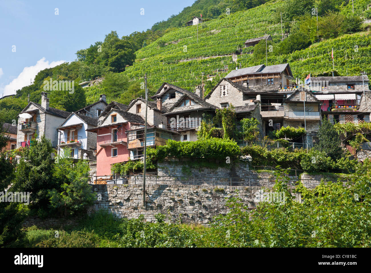 ANSICHT VON VOGORNO, VERZASCATAL, VALLE VERZASCA, TESSIN, SCHWEIZ