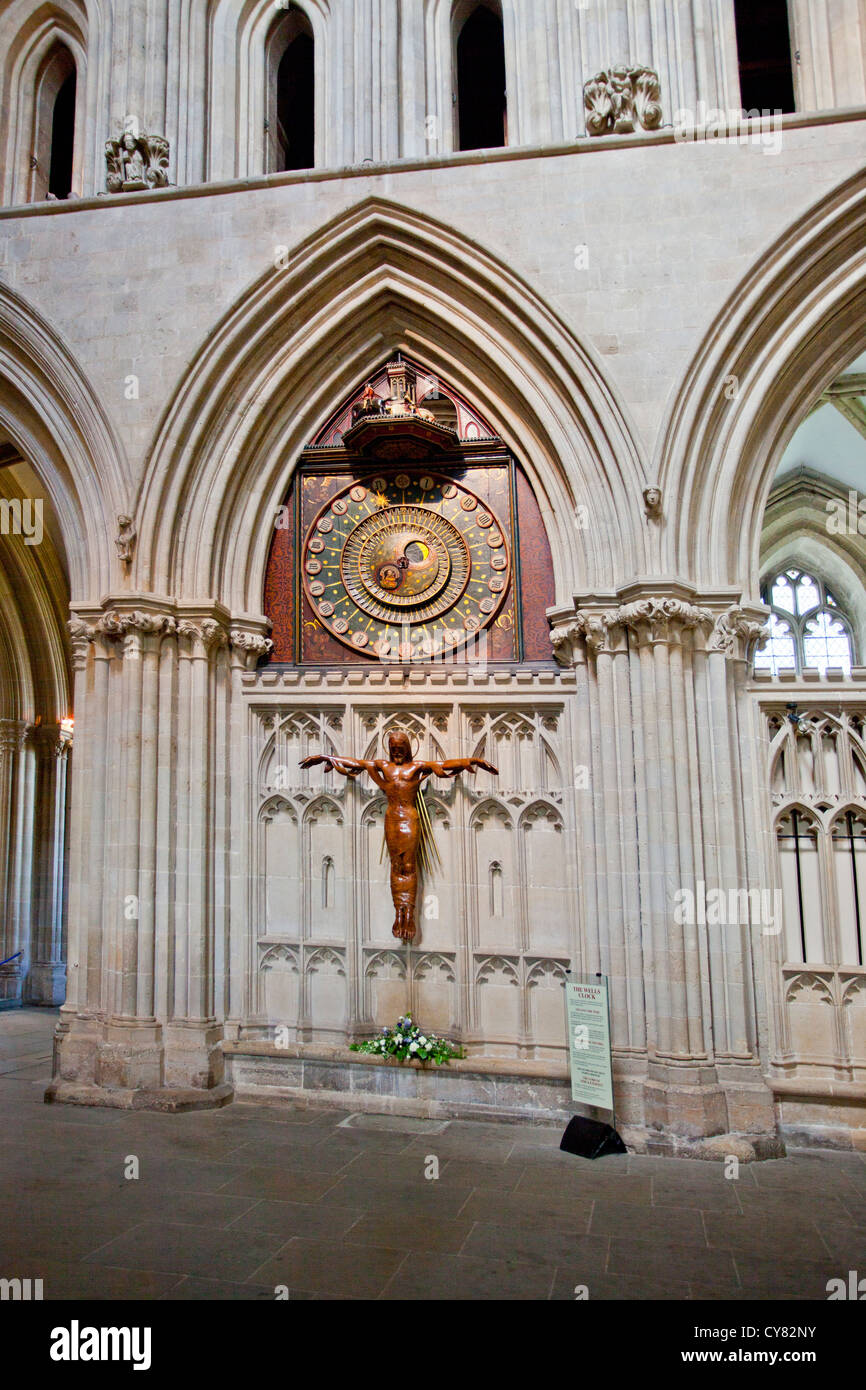 Die historischen 14. Jahrhundert "Wells Orloj" im Inneren der Kathedrale von Wells, Somerset, England, UK Stockfoto
