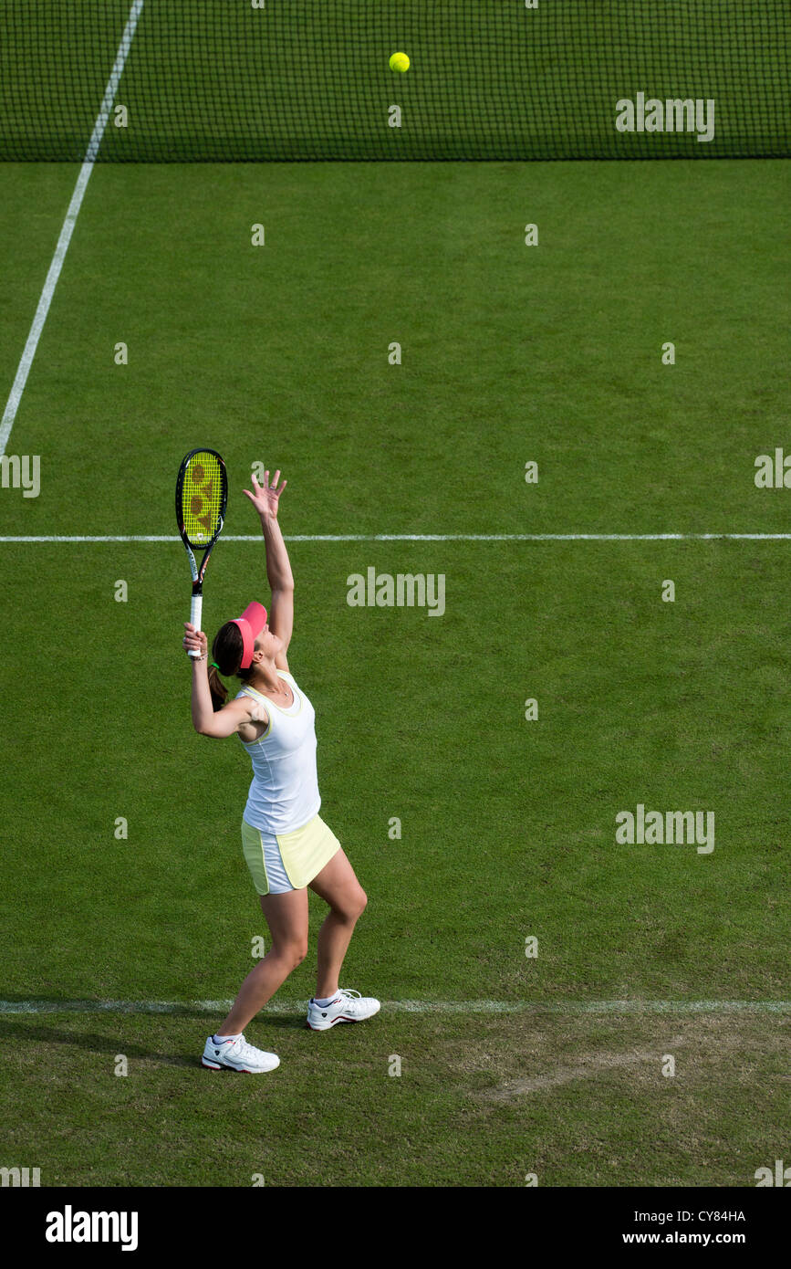 Martina Hingis dienen. Stockfoto