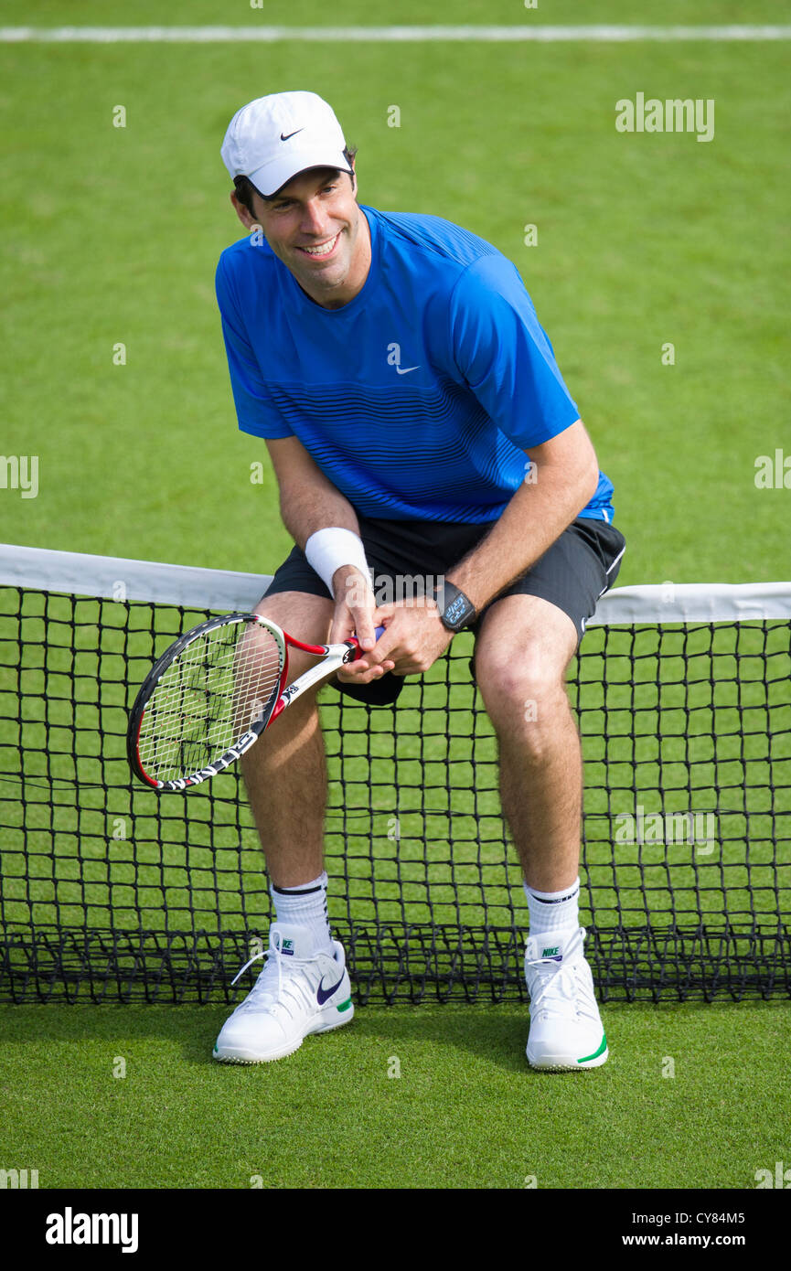 Greg Rusedski Großbritanniens Spaß während Doppel-Match. Stockfoto