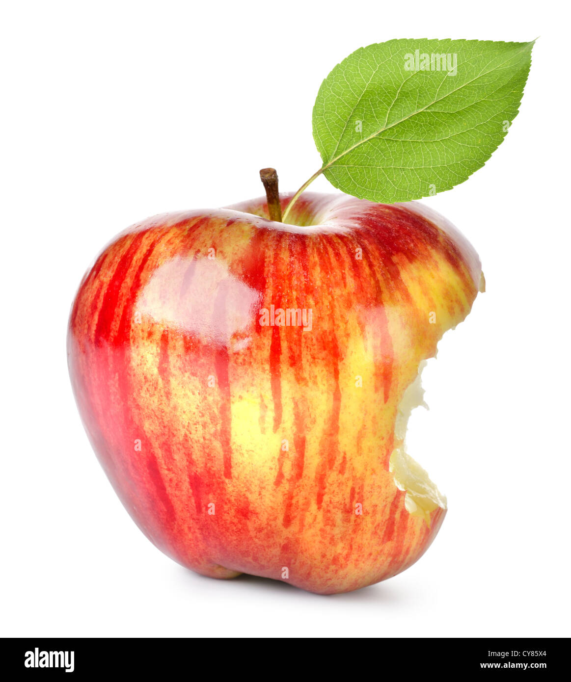 Roter Apfel gegessen mit Biss, isoliert auf weißem Hintergrund. Stockfoto
