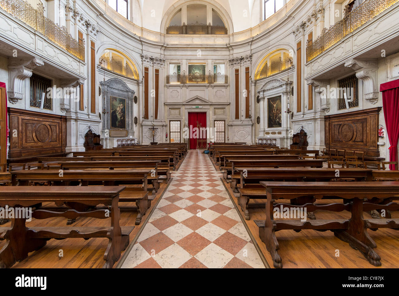 Innenraum der Kirche Santa Maria della Pietà in Venedig, verbunden mit