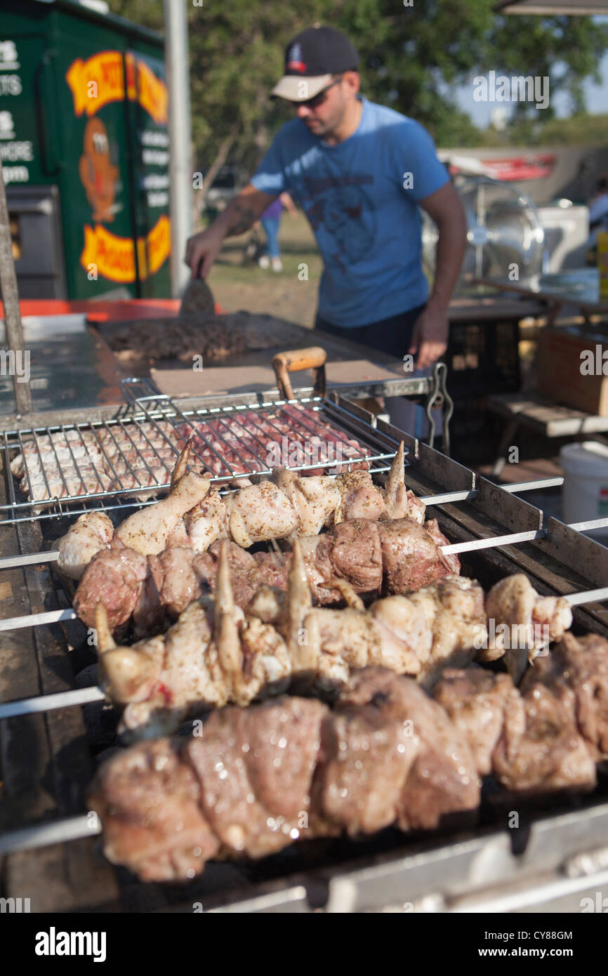 Speiselokal zum Verkauf an Mindle Beach Sunset Market. Darwin, Northern Territory, Australien Stockfoto