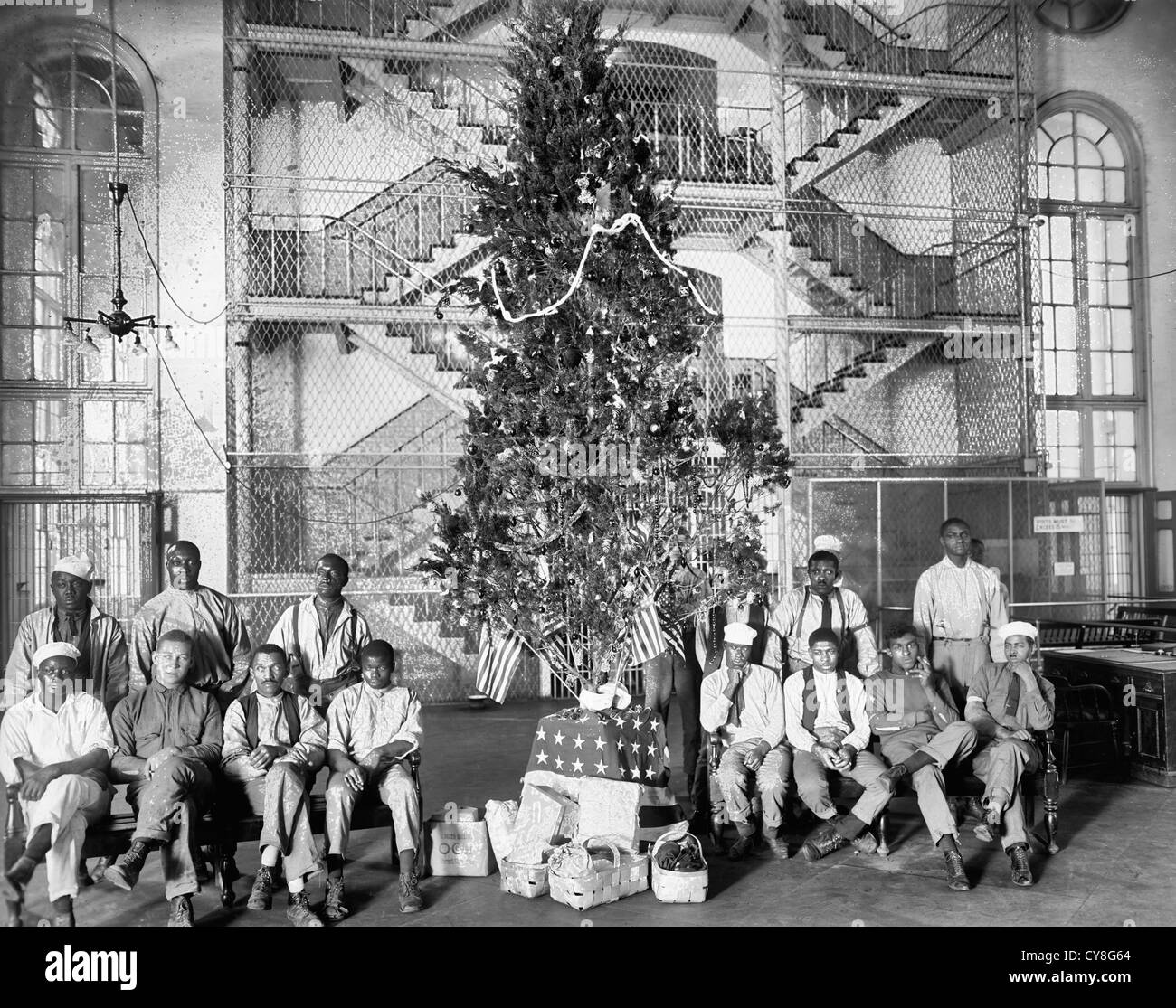 Weihnachtsbaum im Gefängnis, um 1919 Stockfoto