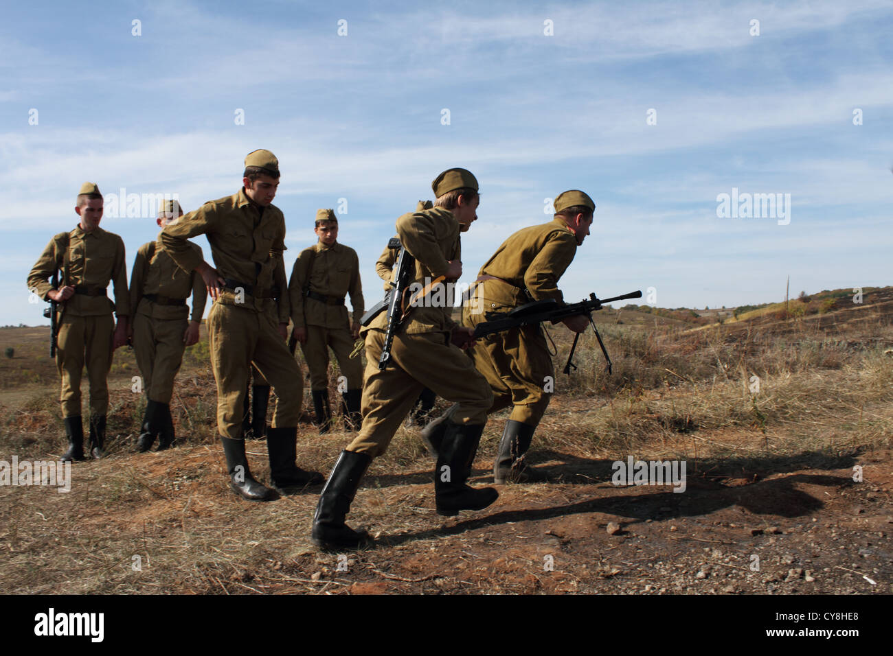 Mitglieder der 'Frontier' Geschichte Club trägt historische sowjetische uniform Stockfoto