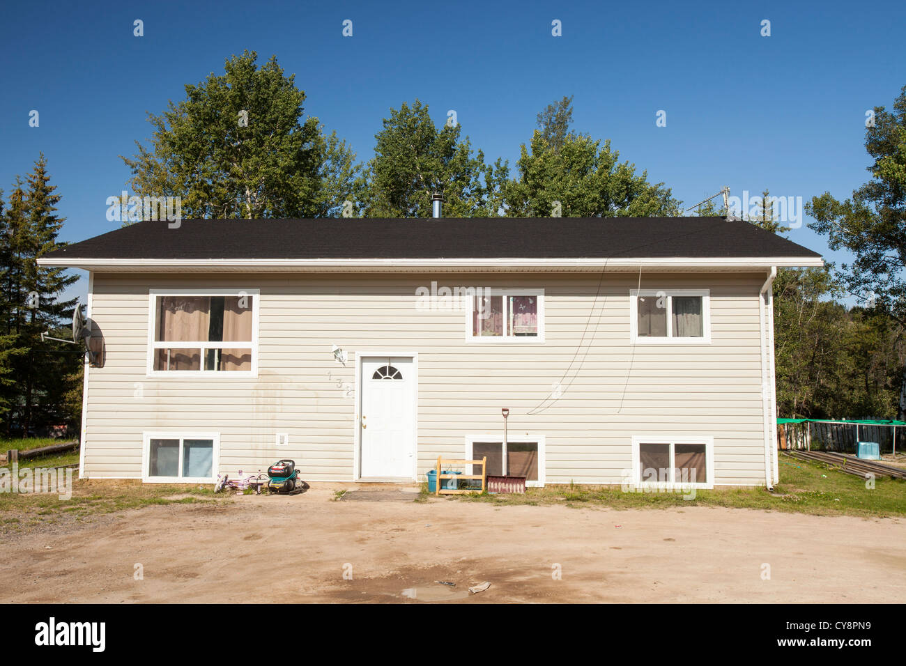 Ein Haus in Fort Chipewyan, das steht auf dem Athabasca River Lake Athabasca und nachgelagerten der Sande Stockfoto