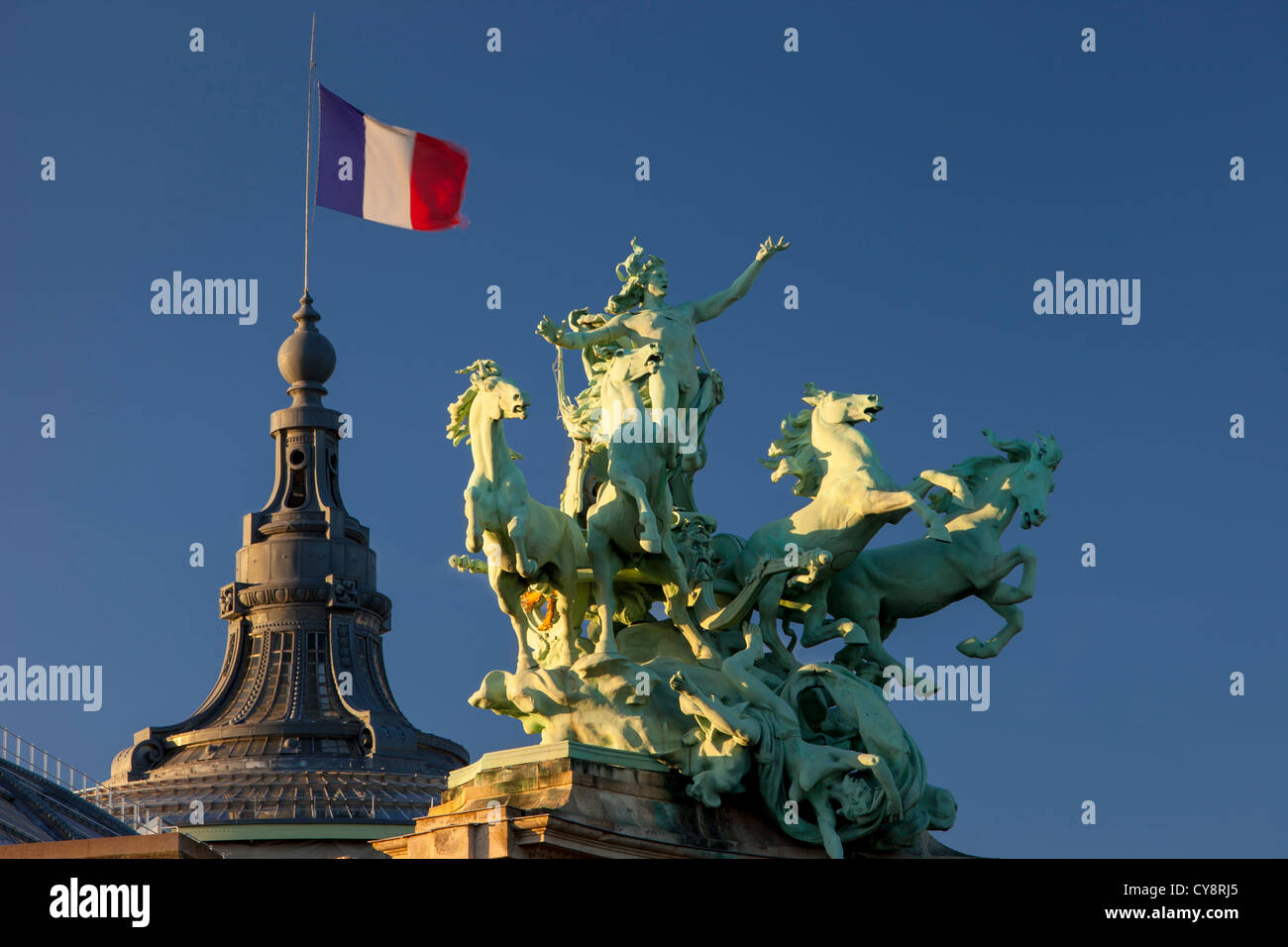 Reiterstandbild auf Le Grand Palais, Paris Frankreich Stockfoto