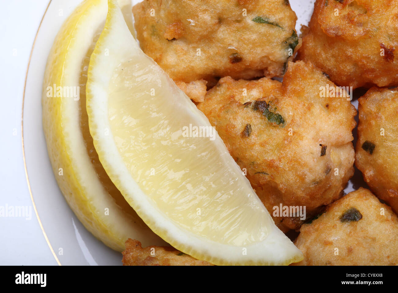 Kabeljau Fisch Teig Nuss Stockfoto