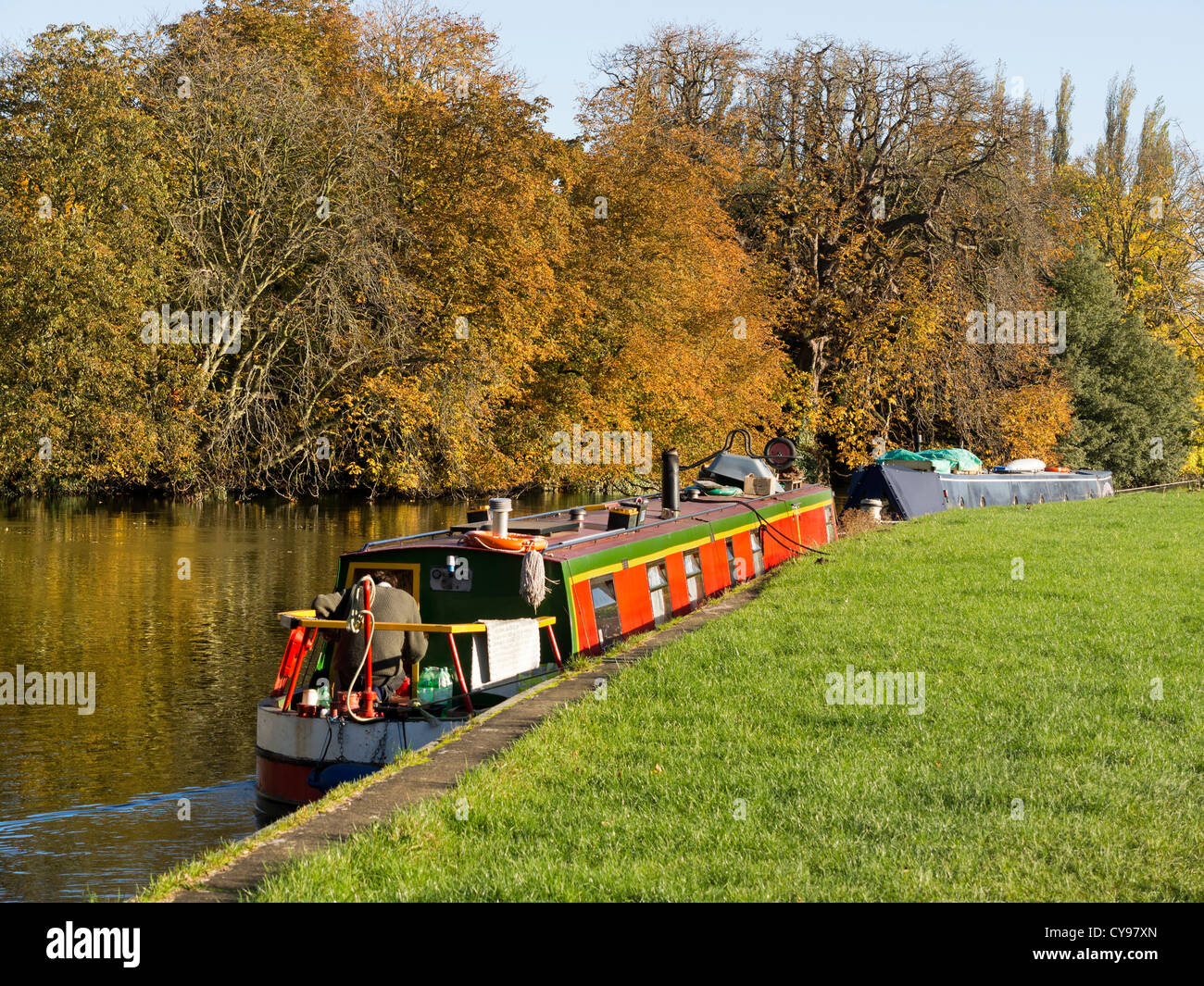 Hausboote, festgemacht an der Themse von Abingdon Brücke 37 Stockfoto