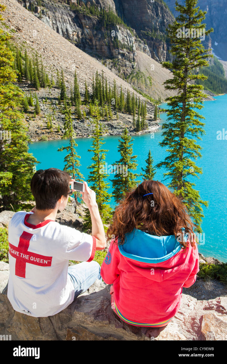 Moraine Lake in den kanadischen Rockies ist eines der malerischsten, schöne Orte in der gesamten von den Rocky mountains Stockfoto