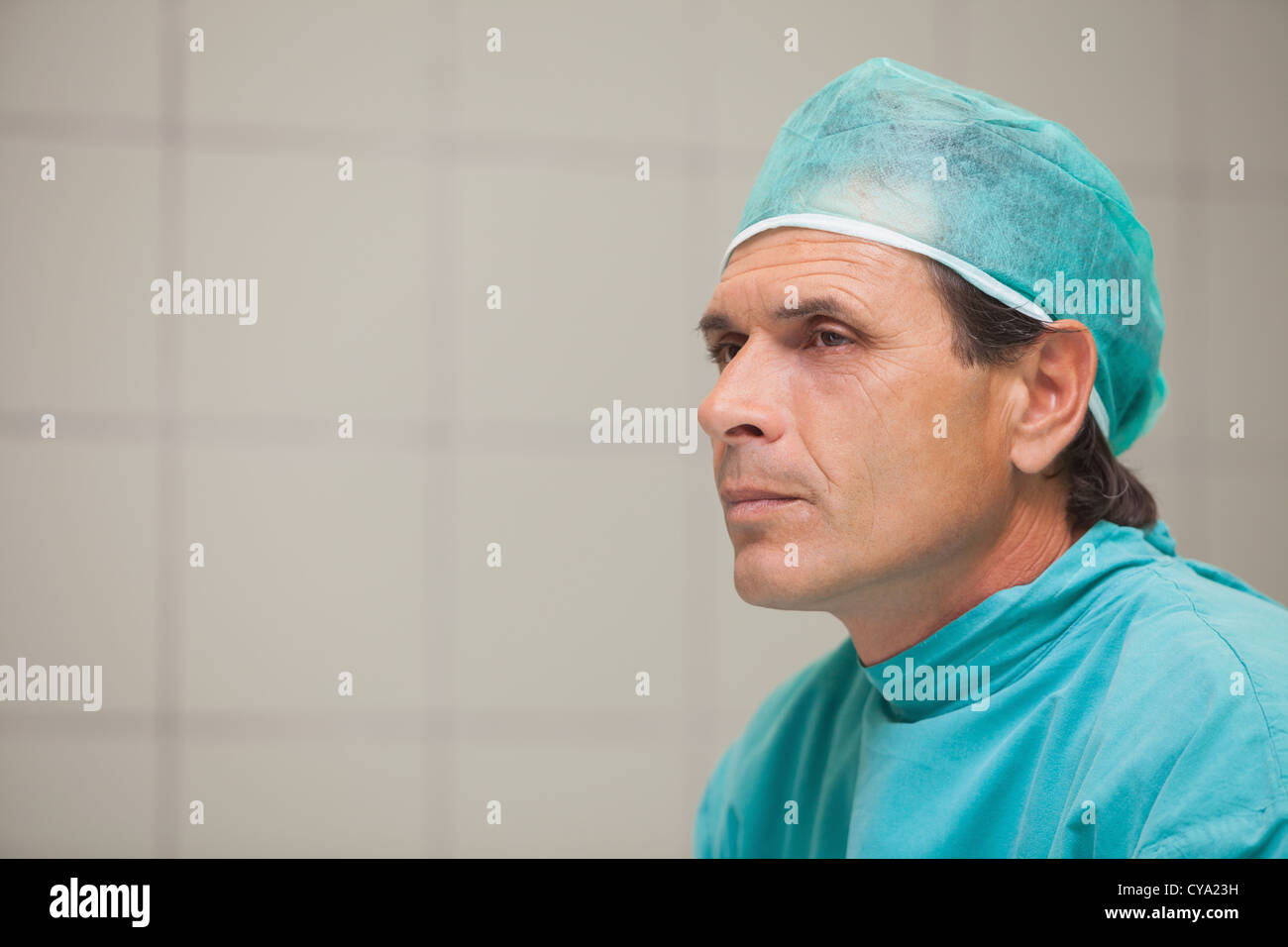 Unglücklich Chirurg in einem Krankenhaus Stockfoto