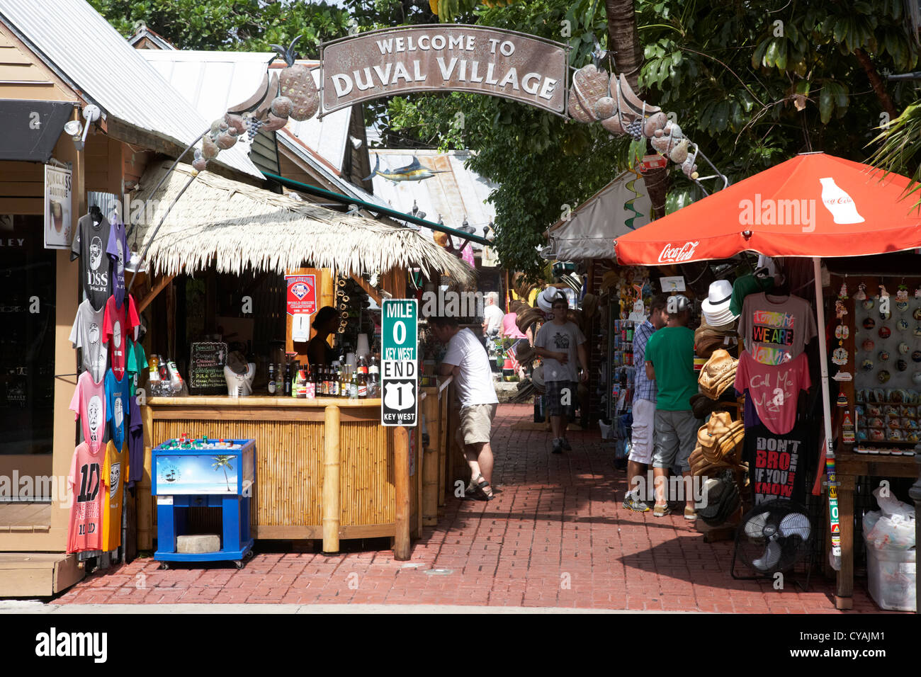 Eingang zur Duval Dorf im freien Markt unter freiem Himmel in Key West Florida usa Stockfoto