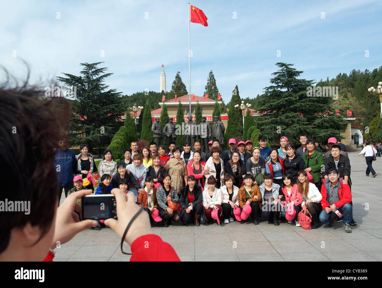 Chinesische CPC Touristen besuchen Xibaipo, Land Pingshan, Provinz Hebei, China. 23. Oktober 2012 Stockfoto