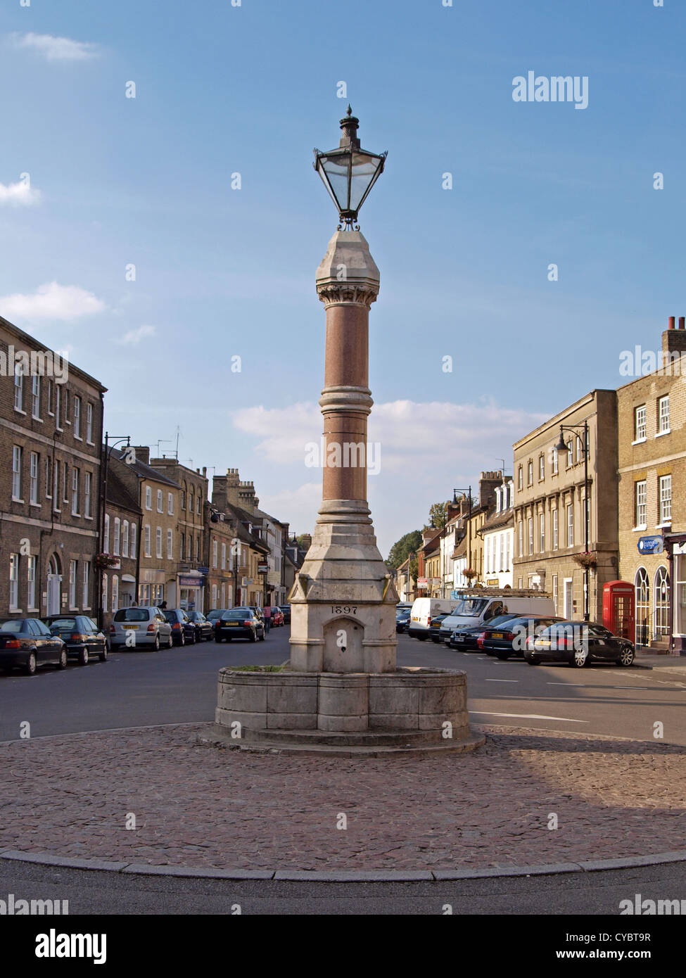 König Edward und Königin Victoria Brunnen Andvmemorial in St Ives Huntingdon Cambridge. Stockfoto
