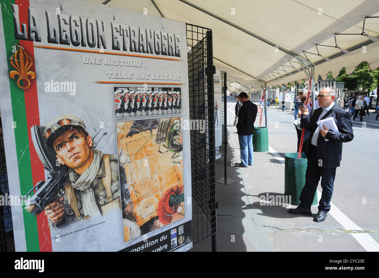 Rekrutierung-Kabinen für Franzose-Fremdenlegion in Paris nach der Meuterei auf der Militärparade. Stockfoto
