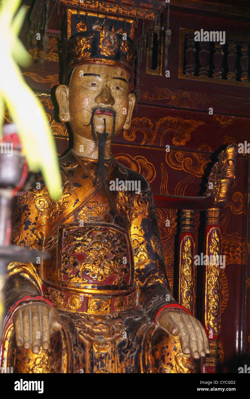 Vietnam, Hoa Lu, Hauptstadt von Vietnam im 10. und 11. Jahrhundert. Kaiser Dinh Tien Hoang im Dinh Tien Hoang Tempel Stockfoto