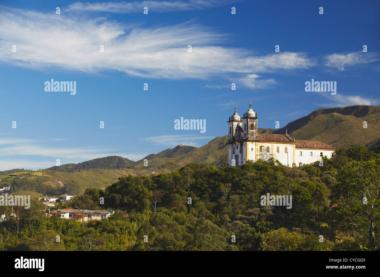 Ansicht der Kirche Sao Francisco de Paula, Ouro Preto (UNESCO-Weltkulturerbe), Minas Gerais, Brasilien Stockfoto