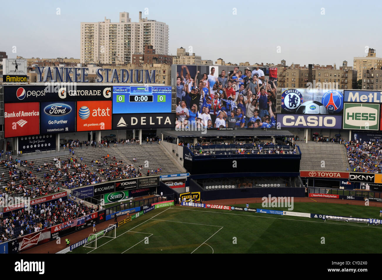 Chelsea Football Club spielen Paris Saint-Germain auf ihrer Tour vor der Saison von Amerika im Yankee Stadium in New York City, USA. Stockfoto