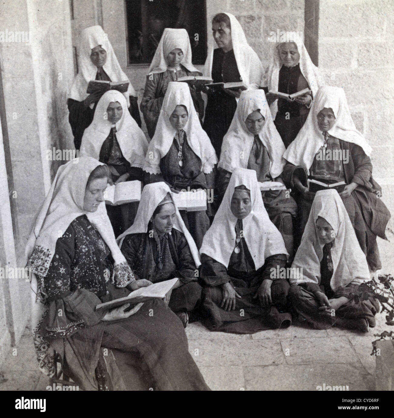 Bibel-Klasse der christliche Mütter in Bethlehem von Judäa, Palästina Stockfoto