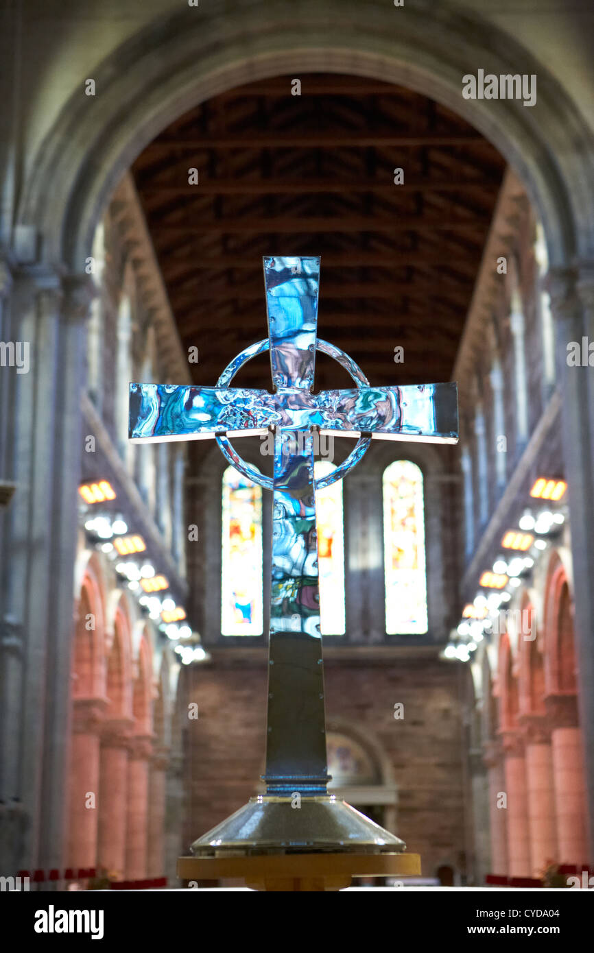 Keltisches Kreuz-Altar cross St Annes Cathedral Belfast Nordirland Vereinigtes Königreich Stockfoto