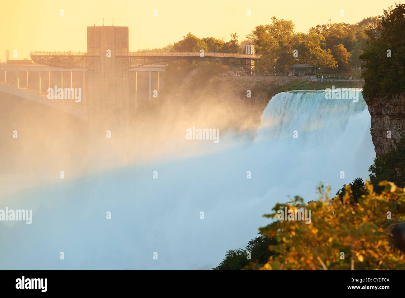 Niagarafälle-Sonnenaufgang in der Morgen-Nahaufnahme Stockfoto