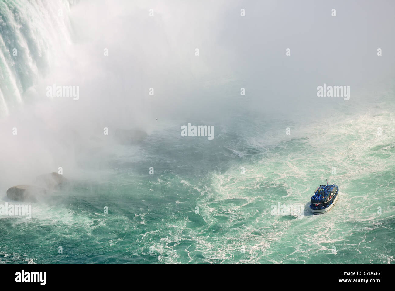Boot und Horseshoe Falls von den Niagarafällen entfernt Stockfoto