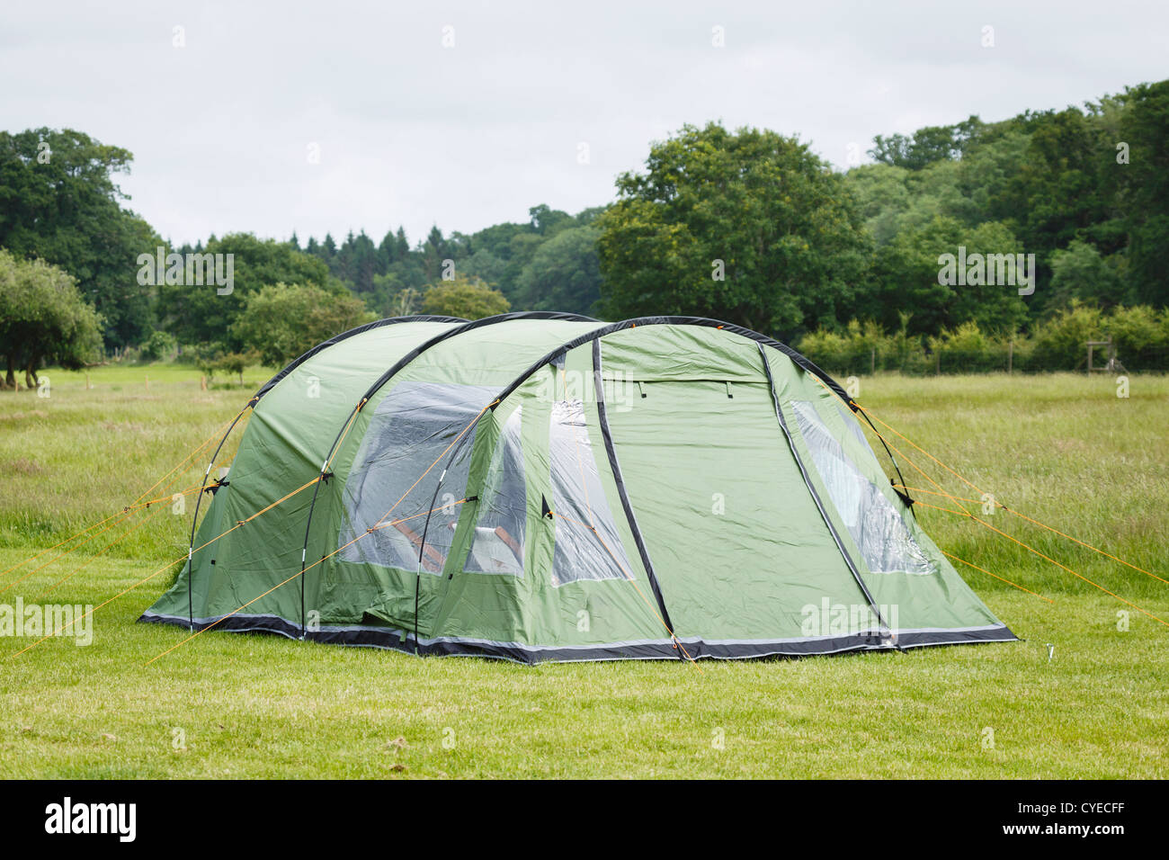 Zelt auf einem Campingplatz im New Forest, England Stockfoto