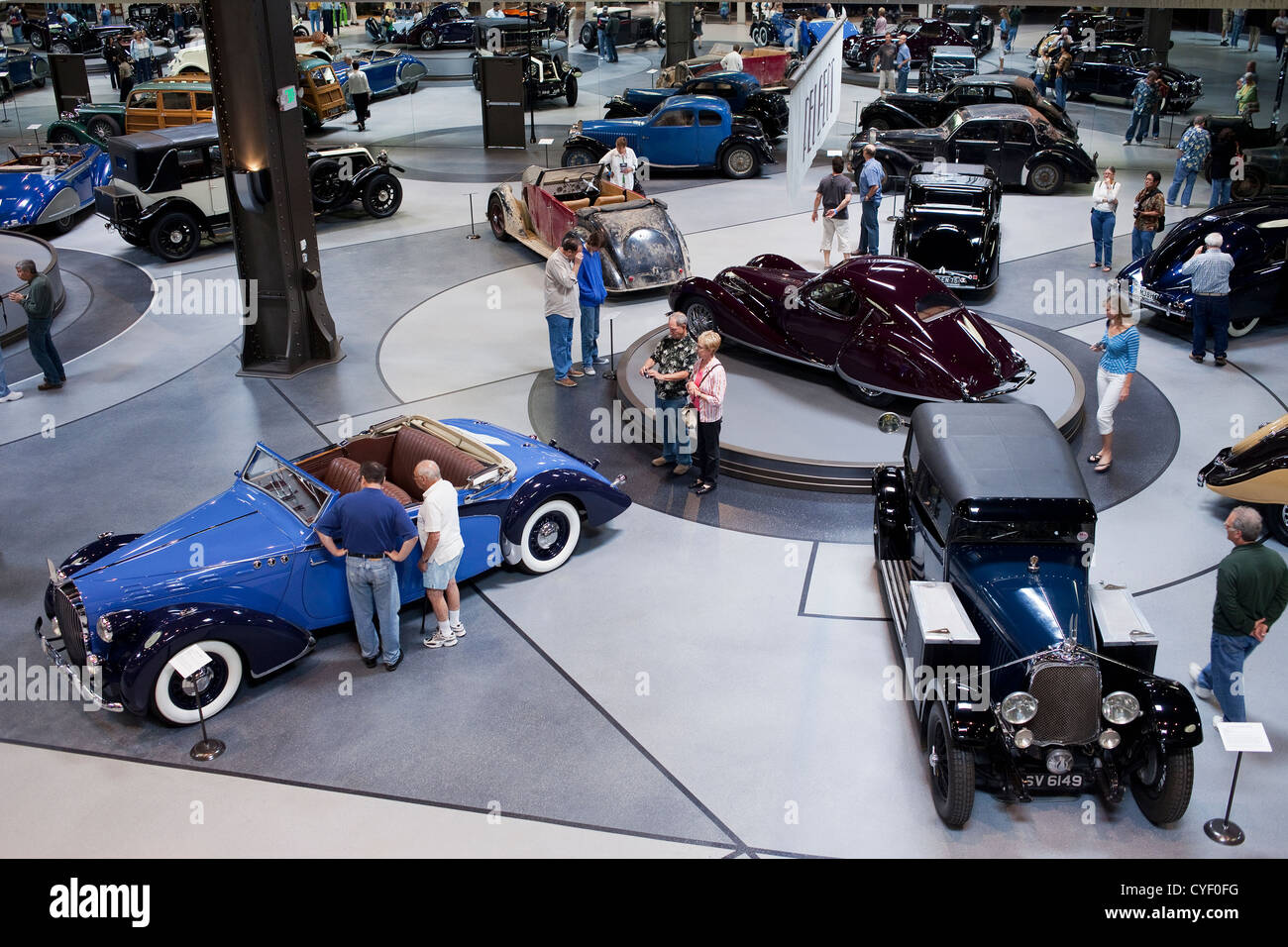 Mullin Automotive Museum beherbergt die beste Sammlung von historischen französischen Automobile einschließlich: Bugattis, Delages, Delahaye Stockfoto