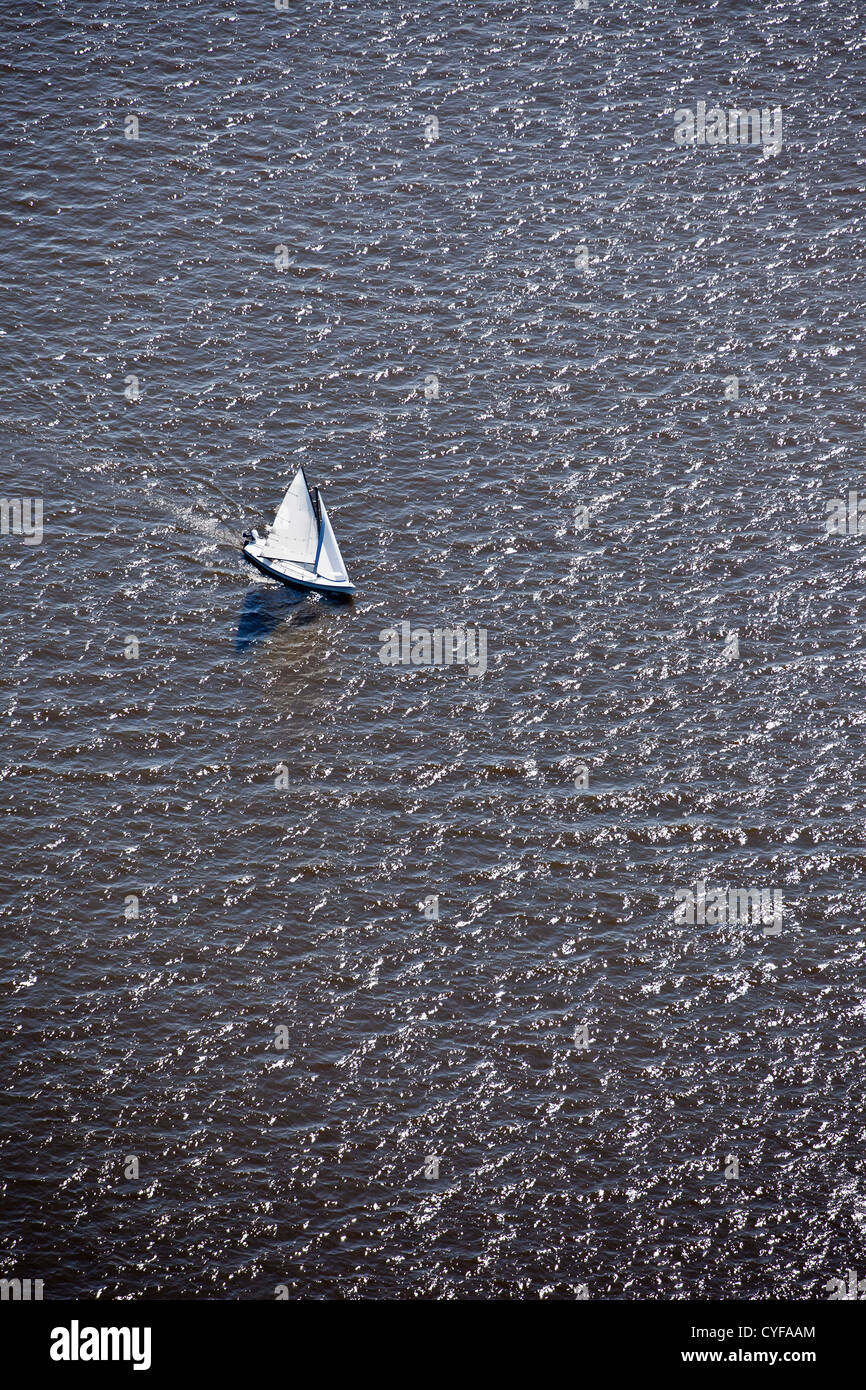 Die Niederlande, Loosdrecht, Antenne. Segelboot auf Loosdrecht Seen. Stockfoto