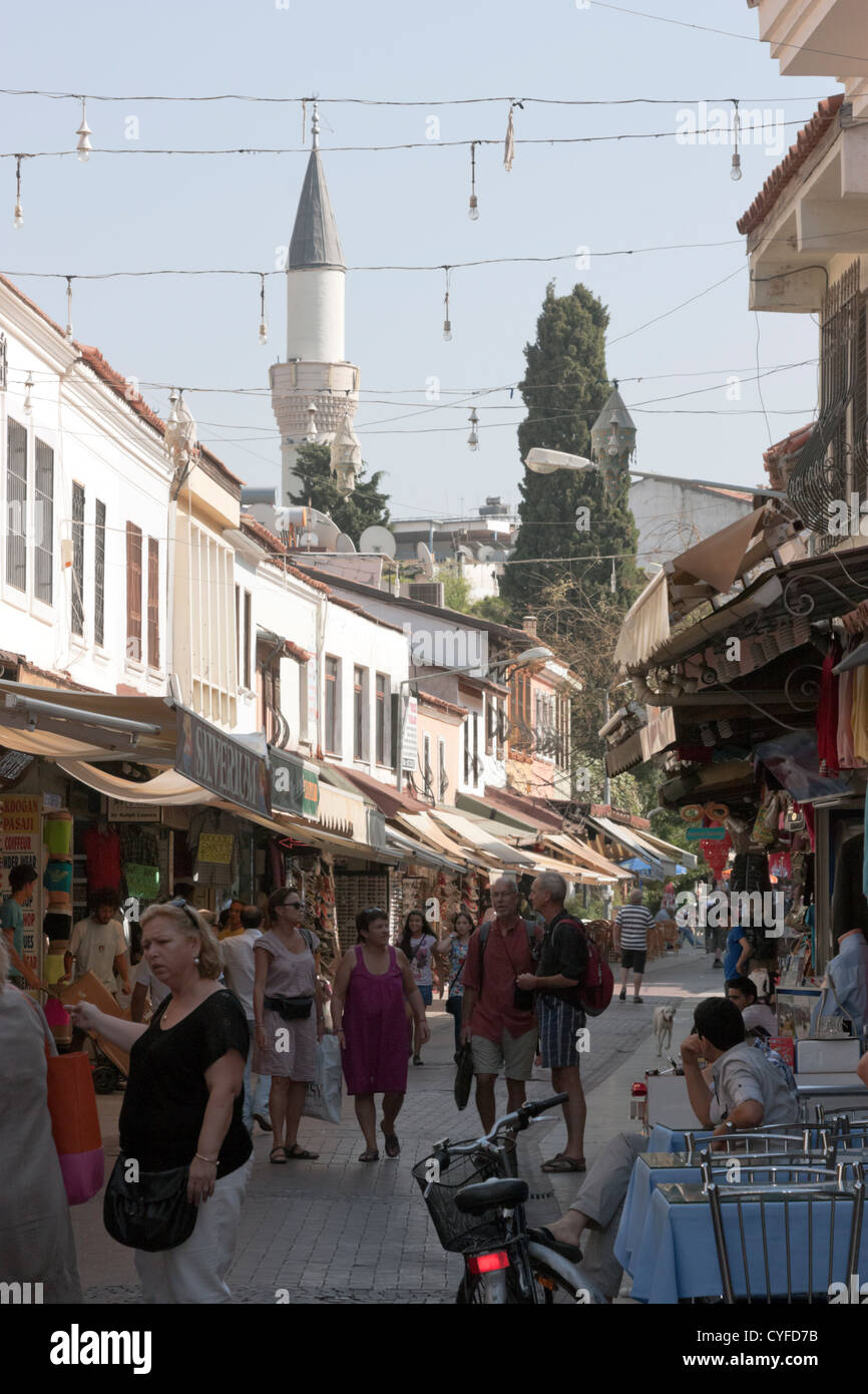 Das zentrale Einkaufsviertel von Kusadasi, Türkei Stockfoto