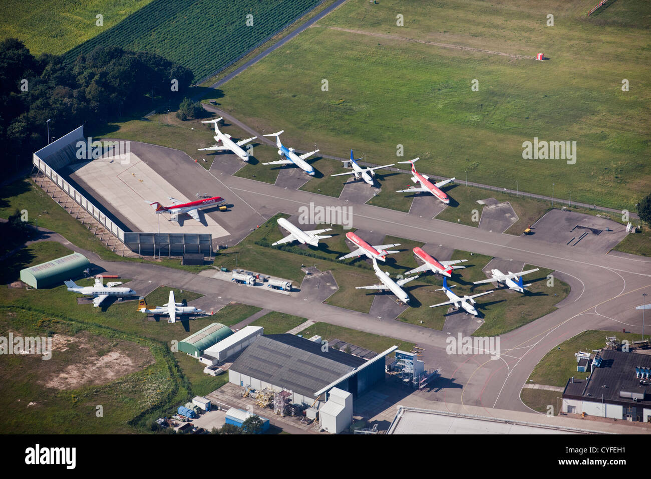 Die Niederlande, Hoogerheide, Flughafen Woensdrecht. Website für Fokker Flugzeuge Demontage... Luft. Stockfoto
