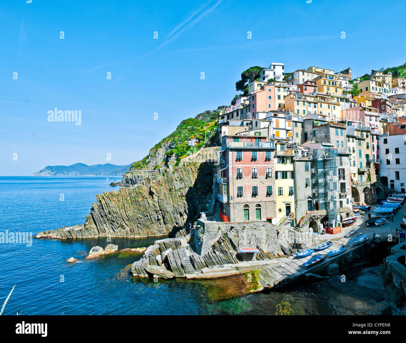 Das italienische Meer Dorf Riomaggiore in der Cinque Terre Stockfoto