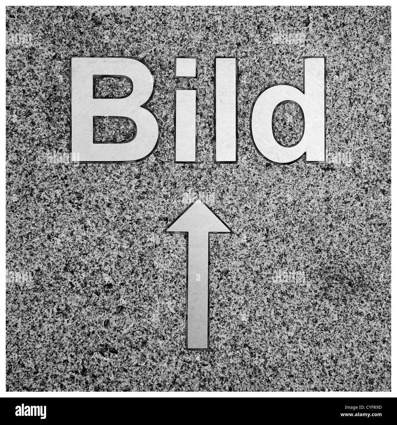 Tastatur-Symbole auf dem Bürgersteig vor der Uinversity Bibliothek Berlin: Bild, Bild Pfeil nach oben Stockfoto