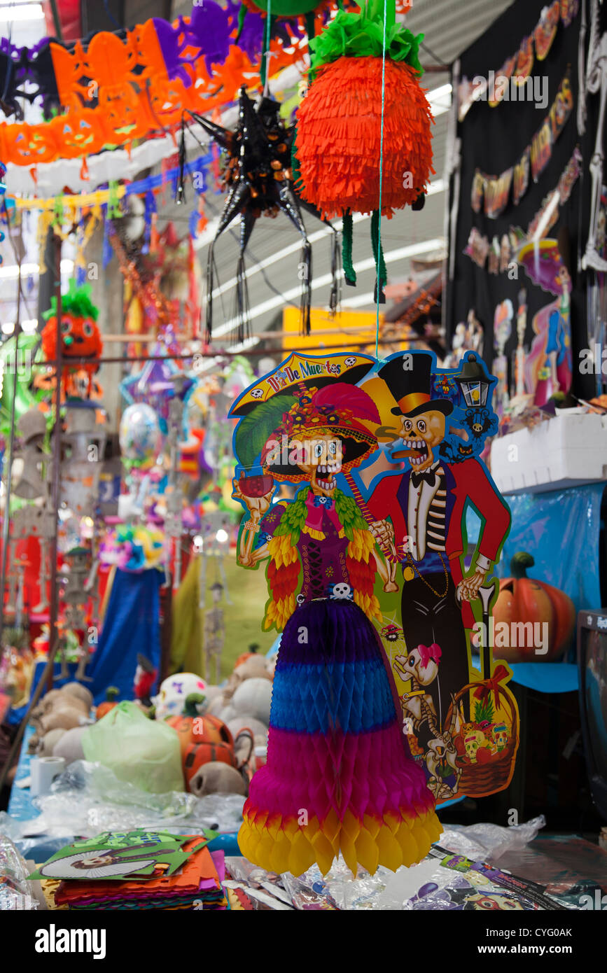 Tag von den Toten Utensilien auf Jamaika Markt in Mexiko-Stadt DF Stockfoto