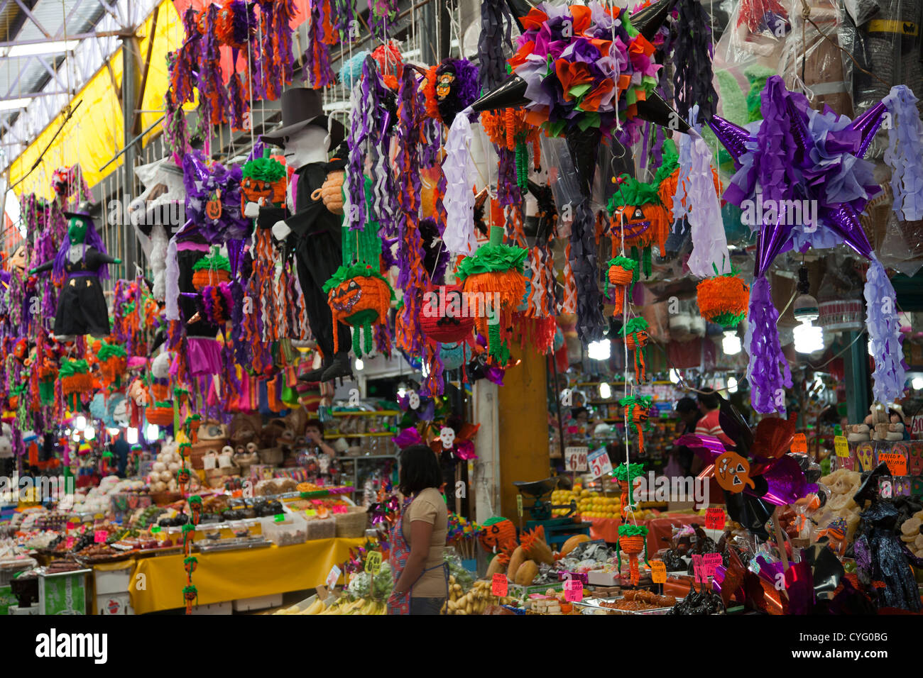 Halloween und Tag von den Toten Utensilien auf Jamaika Markt in Mexiko-Stadt DF Stockfoto