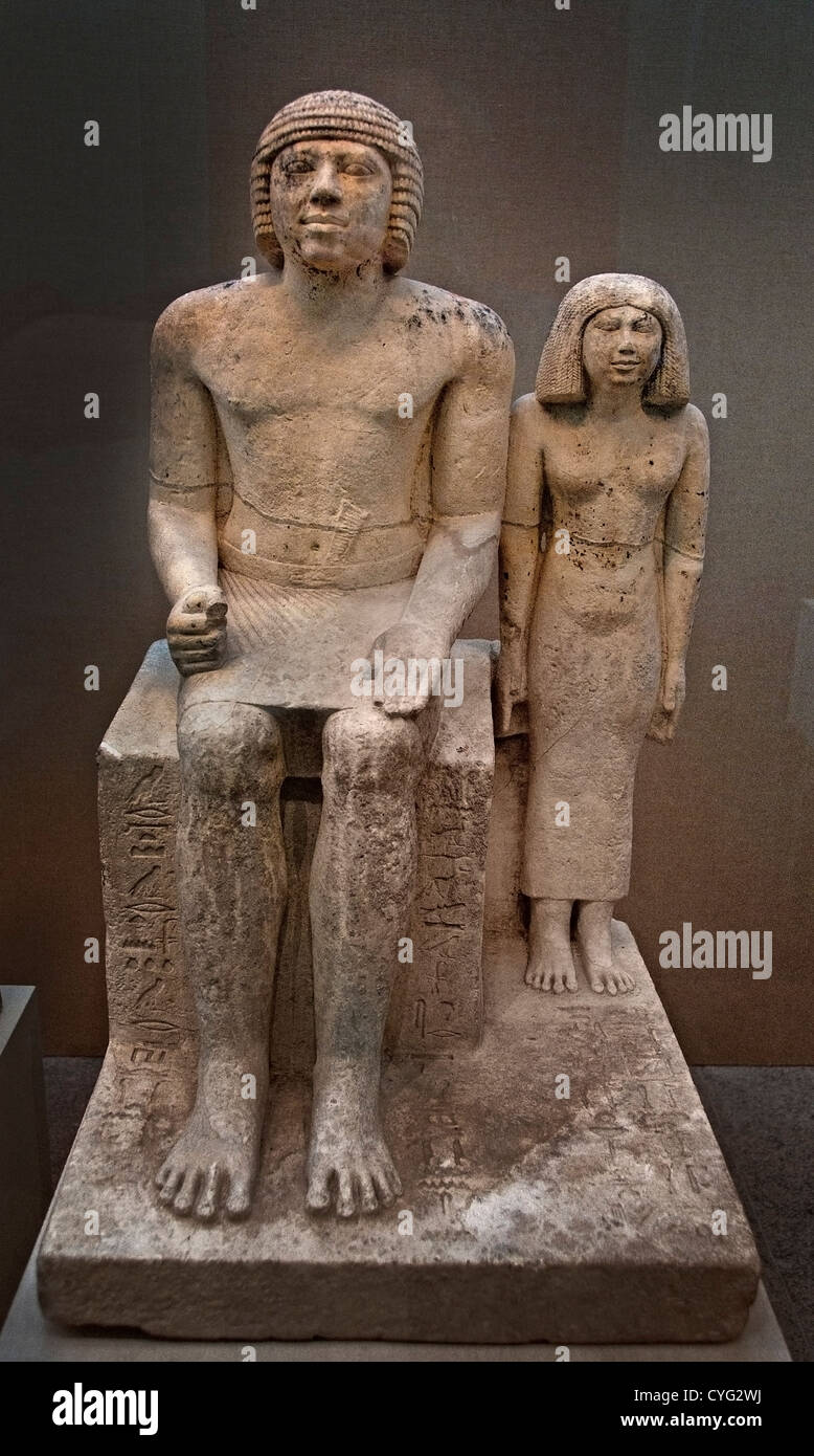 Statue Demedji Hennutsen alten Reiches Dynastie 5 Herrschaft Ägyptens Neferirkare 2465 – 2438 v. Chr. Ägypten Memphite el Giza oder Sakkara 83 cm Stockfoto